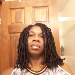 Meet your Posher, Georgia